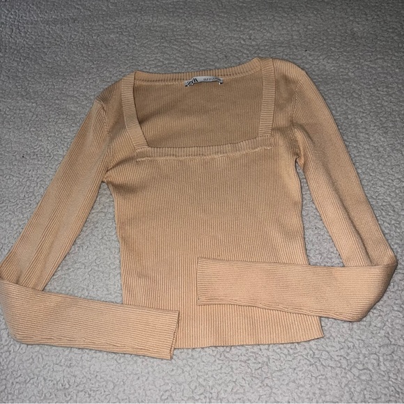 zara - Picture 2 of 6